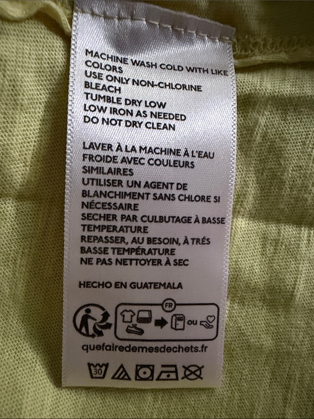 NWT Nikki Ackerman Dachshund Graphic Tee Small Yellow Weenies and Martinis Antho - Picture 8 of 9